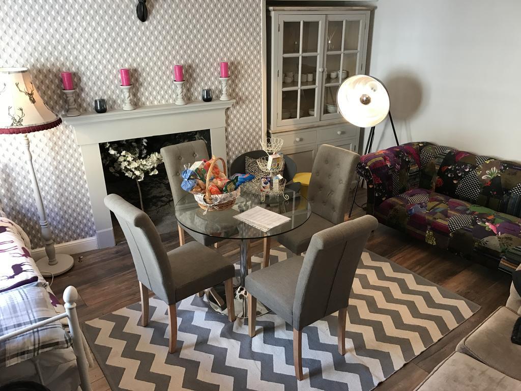Georgian City Apartment At Thomas Street Double Bedroom And Two Single Trundle Beds Μπαθ Εξωτερικό φωτογραφία